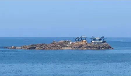 日和山海岸の浦島太郎伝説の島
